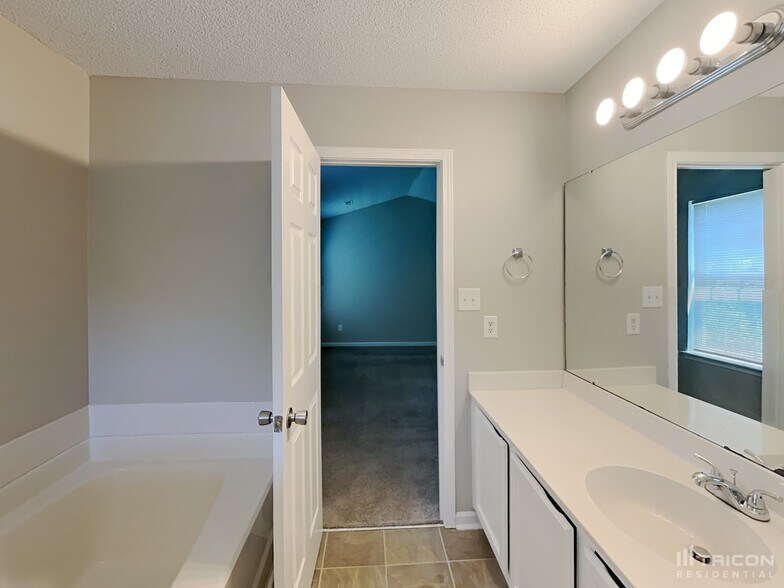 Building Photo - 5139 Timbertop Ln