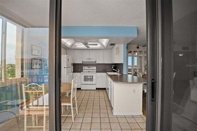 Building Photo - 6219 Palma Del Mar Blvd S