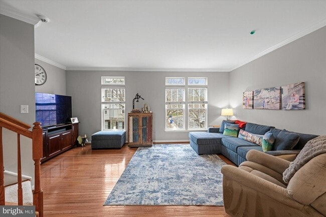 Building Photo - 5076 Grimm Dr