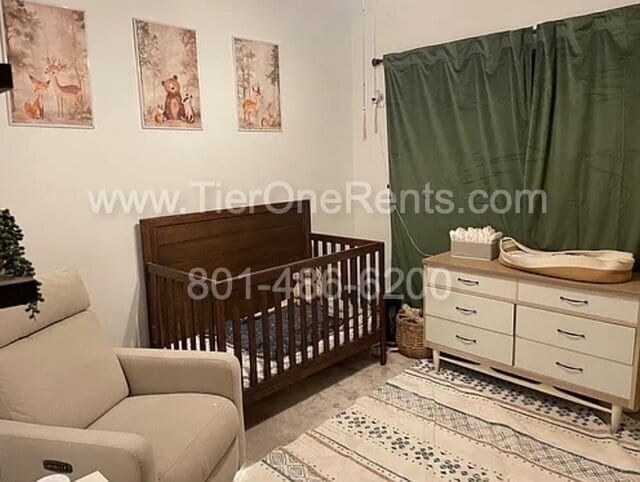 Building Photo - NO DEPOSIT Option Available for Qualified Renters!