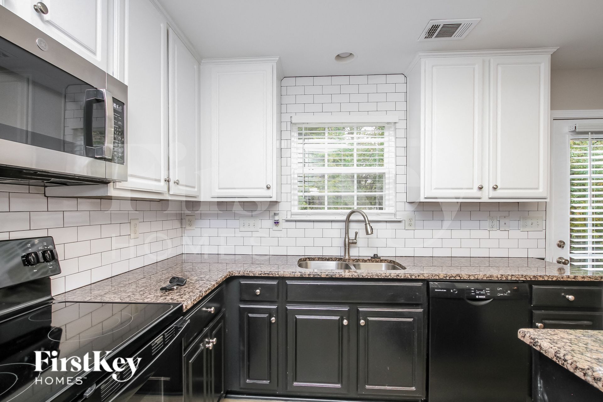 Building Photo - 4215 Greenfield Cir NW