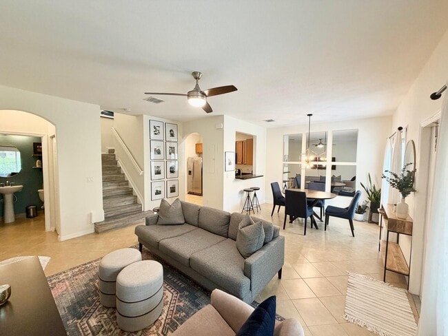 Building Photo - 358 Lake Monterey Cir