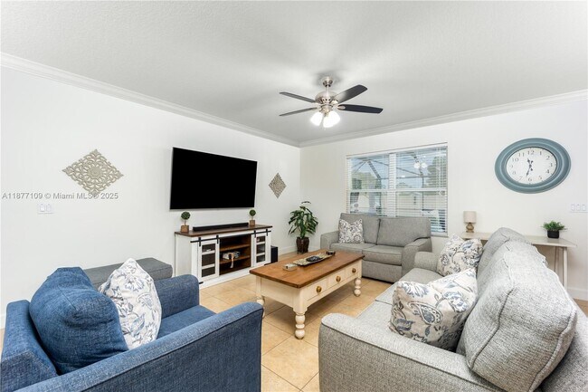 Building Photo - 3158 SW Centamino St