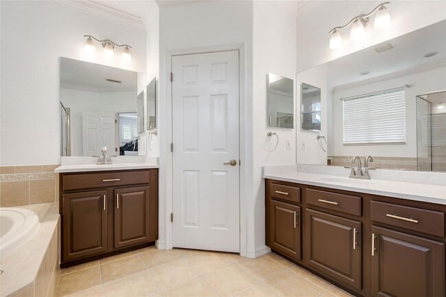 Building Photo - 14608 Mirabelle Vista Cir