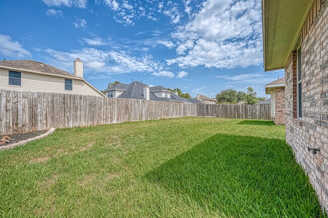 Building Photo - 6427 Stone Landing Ln