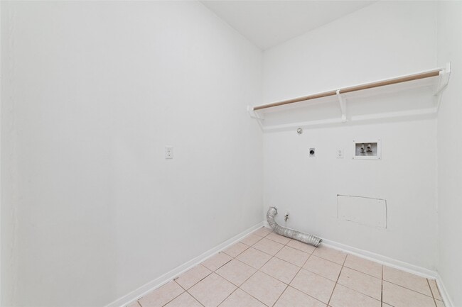 Building Photo - 4211 Torrey Creek Ln