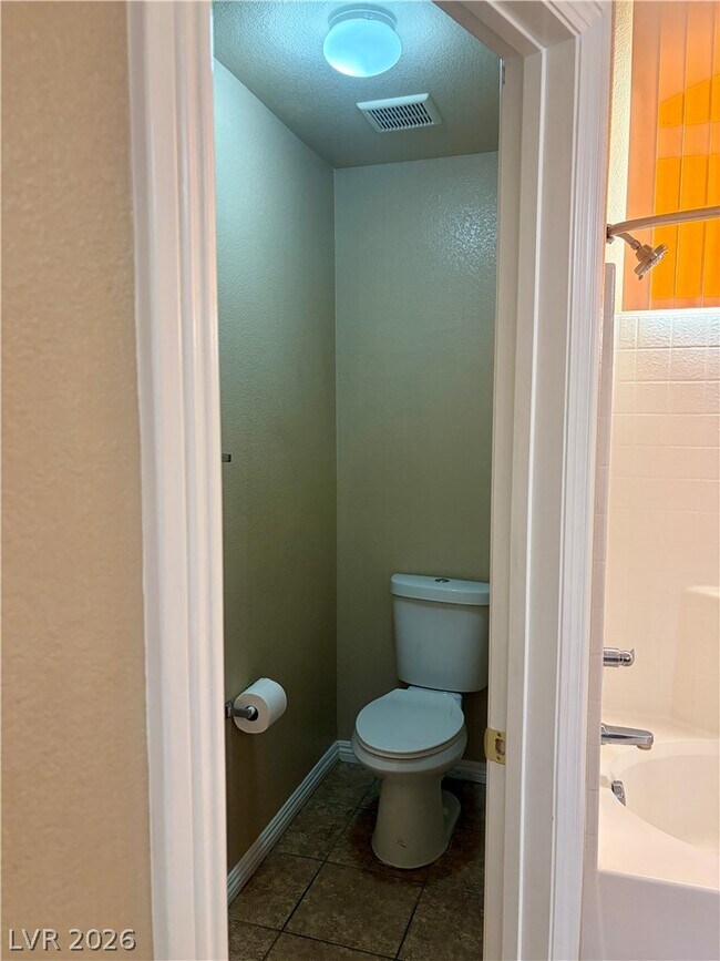 Building Photo - 2065 Scanlon Ferry Ct