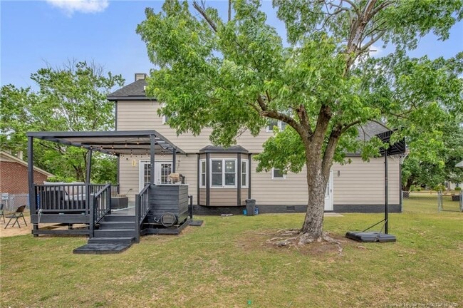 Building Photo - 7457 Avila Dr