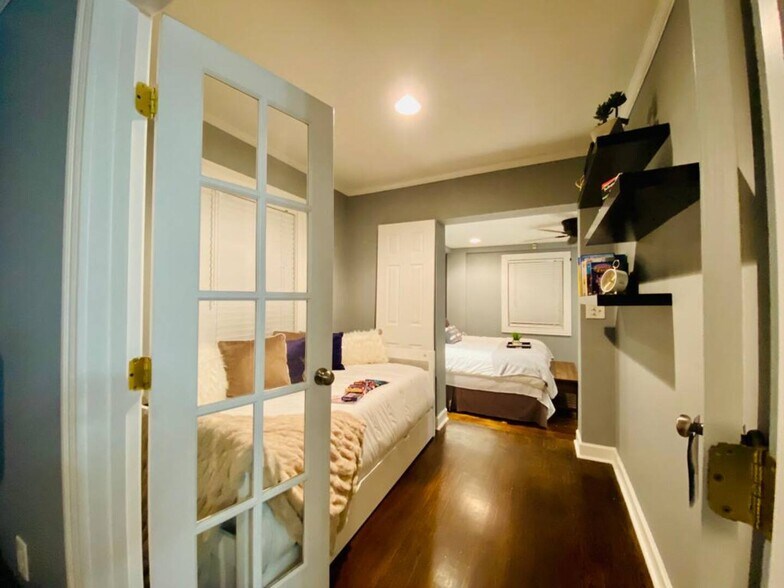 Bonus Bed - 1524 Woodland Cir SE
