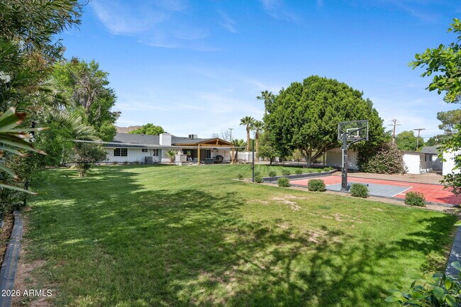 Building Photo - 5339 E Osborn Rd