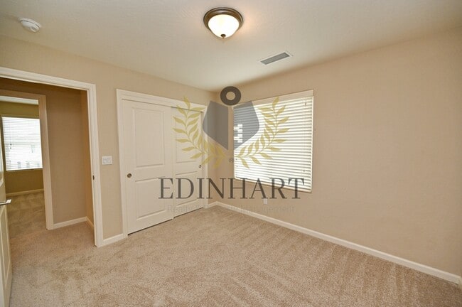 Building Photo - 231 Nabors Dr S