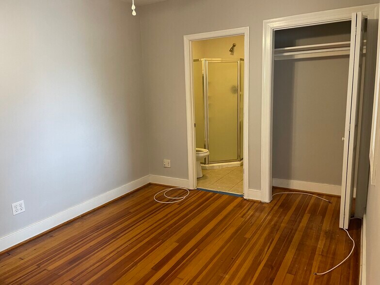 Building Photo - 1301 W Leigh St