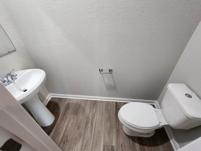 Building Photo - Luxury Living in the Heart of Cibolo!