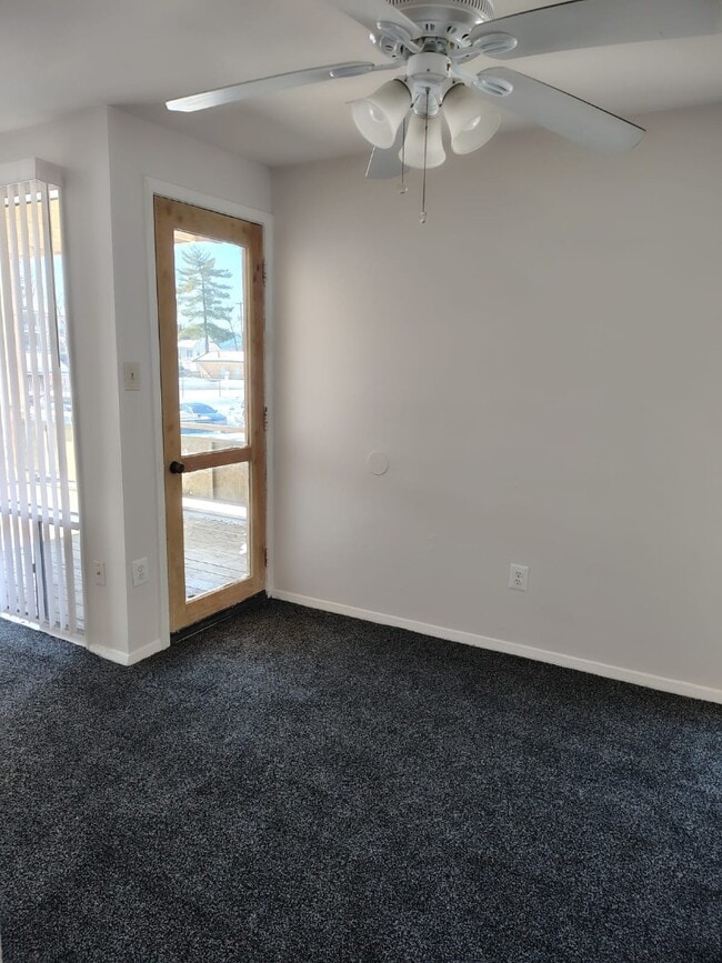 Building Photo - Beautiful and Spacious 2 Bedroom Apartment for Rent!