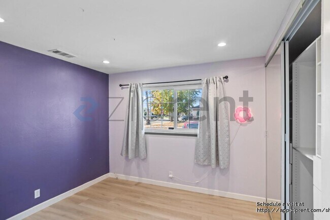 Building Photo - 38440 Farwell Dr