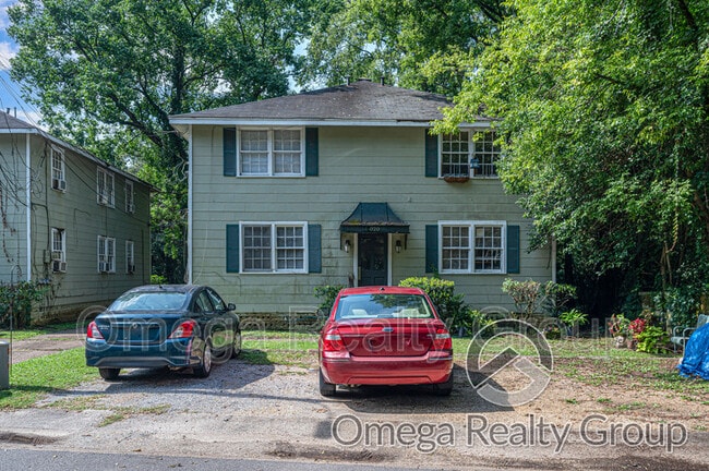 Primary Photo - 1020 Pershing St