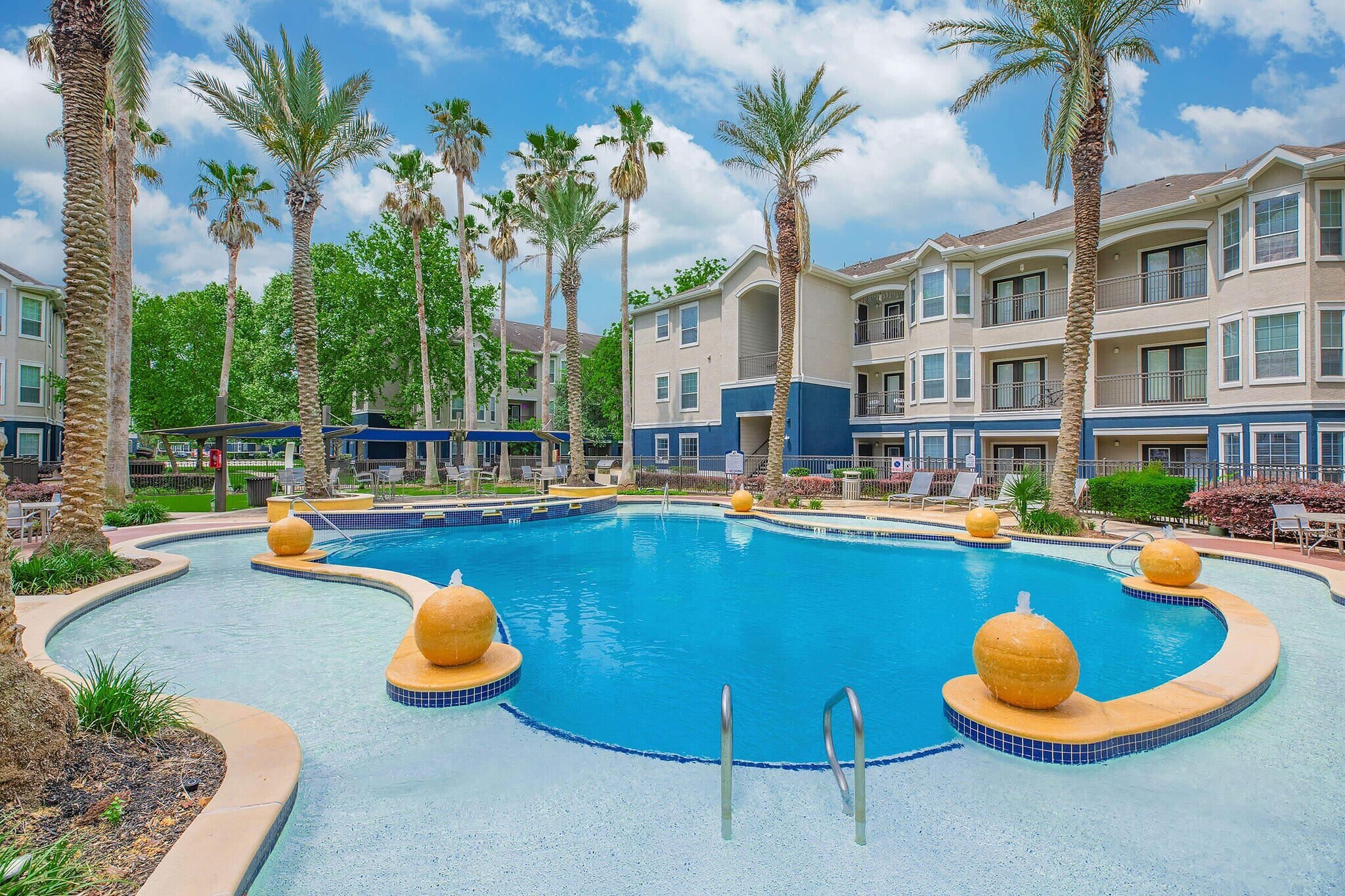 Building Photo - 501 Sarah Deel Dr