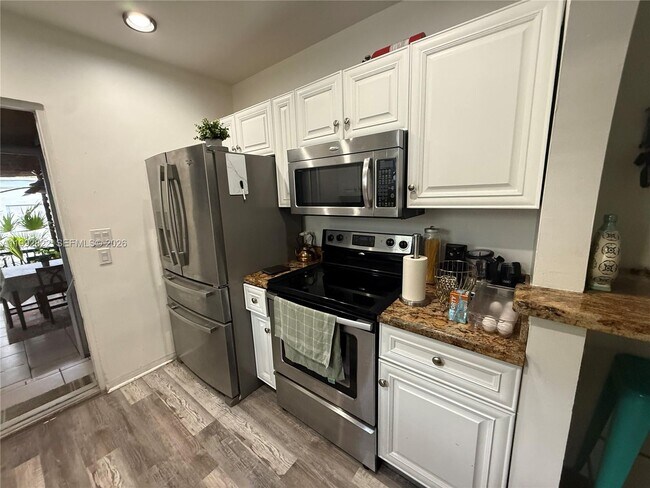 Building Photo - 1921 Jefferson St