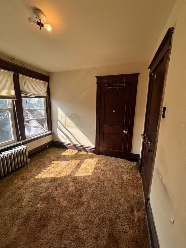 Building Photo - 162-164 Jacob St