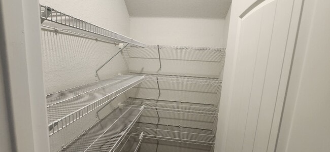 Building Photo - CYPRESS TRAILS OFF PRUE RD - 4-bedroom rental home!