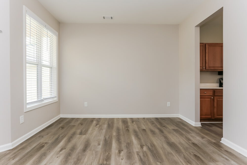 Building Photo - 1555 Persimmon Trace
