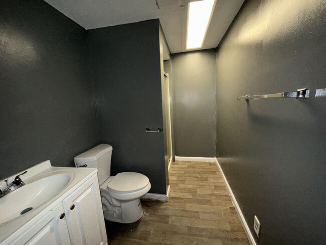 Building Photo - Lovely 2 Bedroom / 2 Bath for Rent - Section 8 Welcome