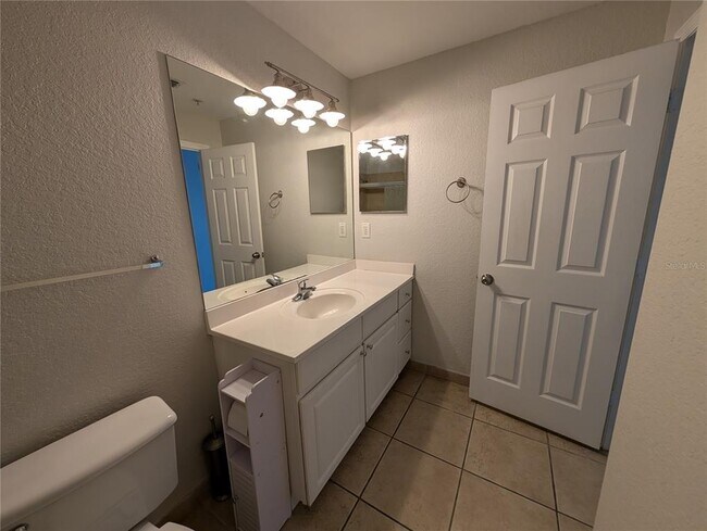 Building Photo - 5202 Hampton Beach Pl