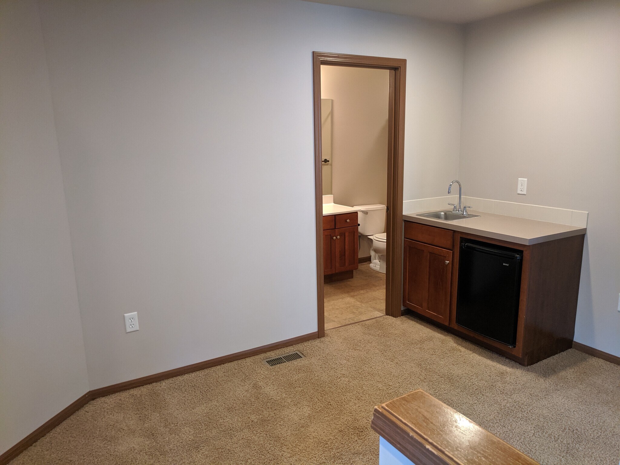 Building Photo - 2401 Stadium Pl