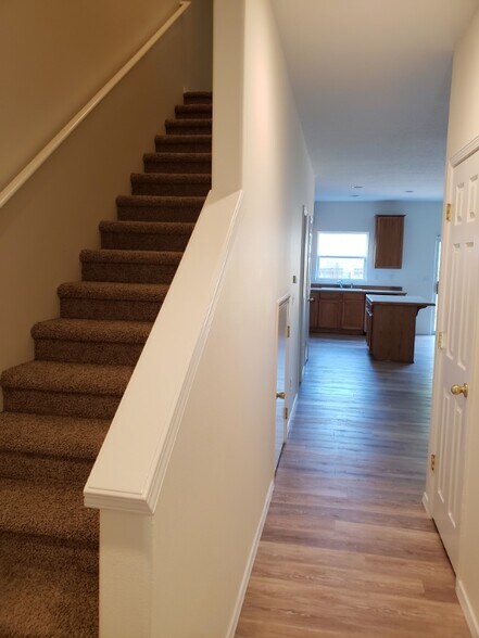 Building Photo - 18579 SW Takena Ct
