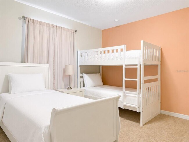 Building Photo - 8861 Corcovado Dr