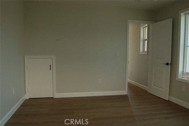 Building Photo - 425 W Duarte Rd