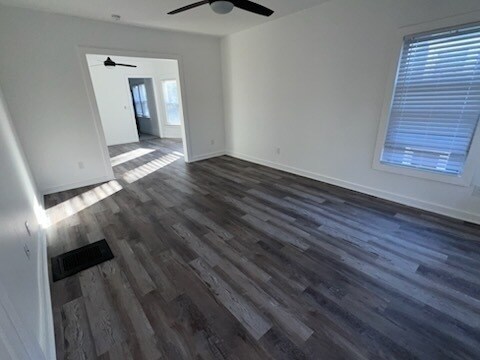 Building Photo - 122 Redfield Pl