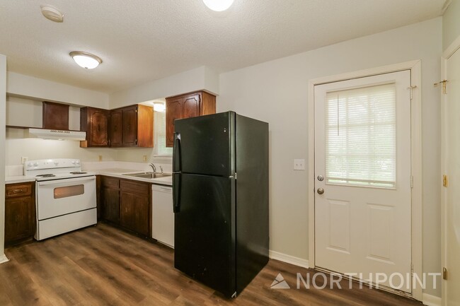 Building Photo - 3 BR/1BA | Newly Renovated Single Family Home | 1-Car Covered Parking | Gated backyard