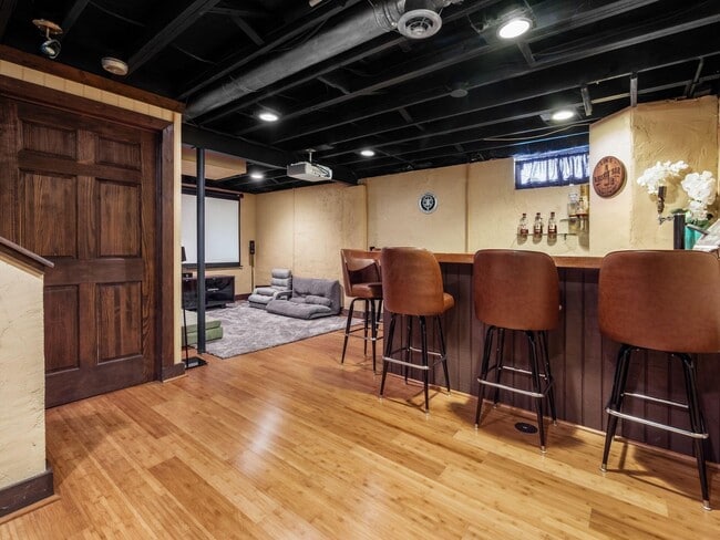 Building Photo - 3259 Longspur Dr
