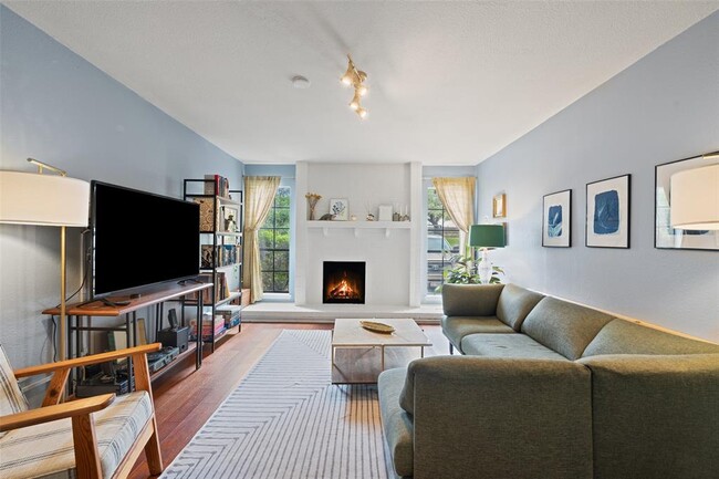Building Photo - 4159 Steck Ave