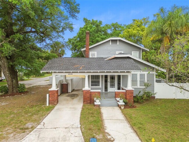 Building Photo - 6810 N Navin Ave