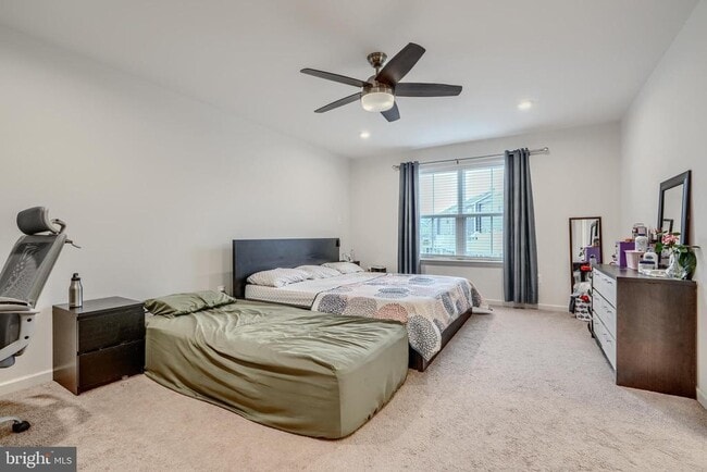 Building Photo - 7054 Fox Glove Ln
