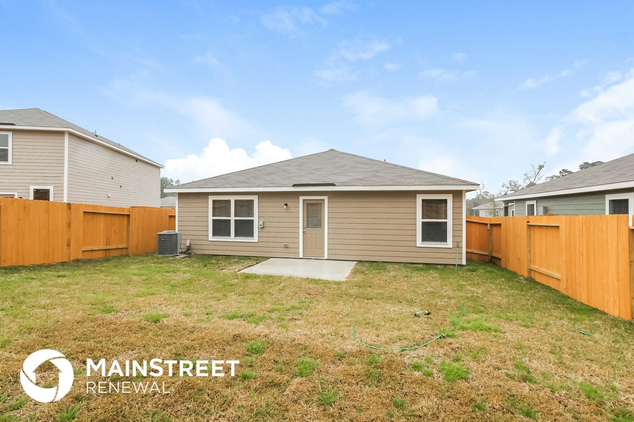 Building Photo - 27122 Leonardo Dr
