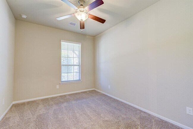 Building Photo - 29302 Wood Lily Dr