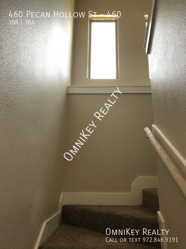 Building Photo - 460 Pecan Hollow St