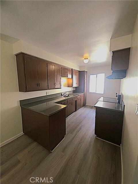 Building Photo - 7718 Milton Ave