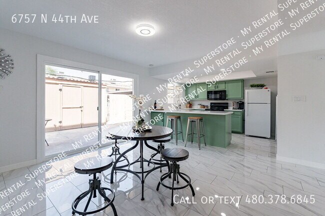 Building Photo - 6757 N 44th Ave