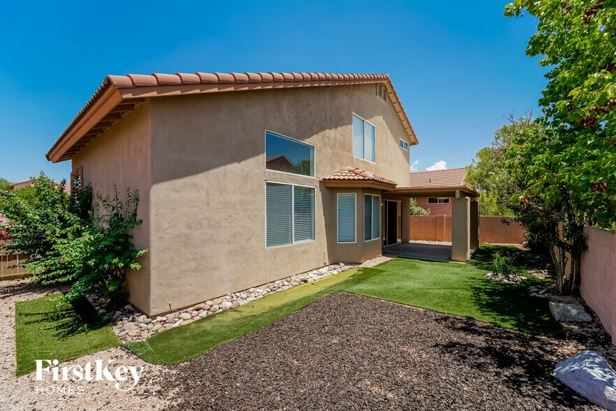 Building Photo - 3017 W Sun Ranch Trail