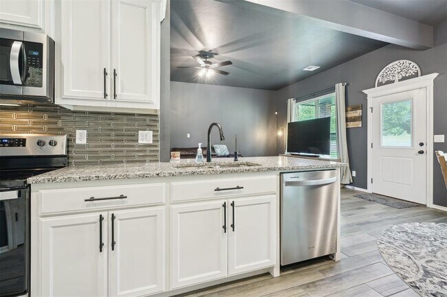 Building Photo - 104740 Pimlico Pass
