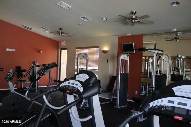 Building Photo - 3830 S Lakewood Pkwy W