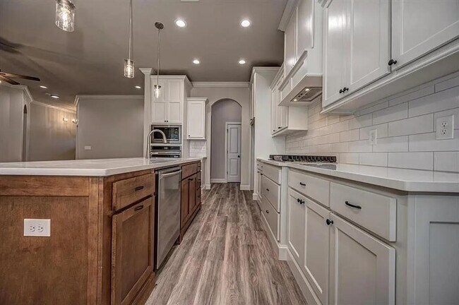 Building Photo - 11616 NW 104th St