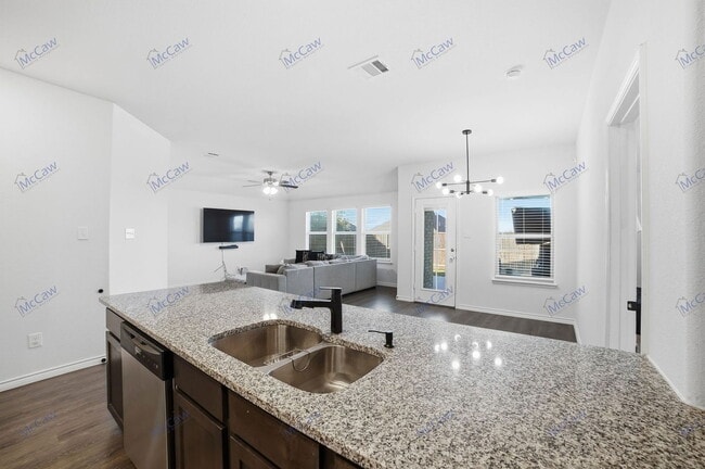 Building Photo - 783 Fort Ln