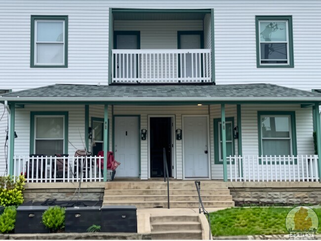 Building Photo - 1046 Lafayette Ave SE