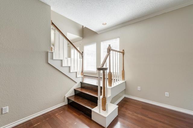 Building Photo - 3322 Bridlewood Dr