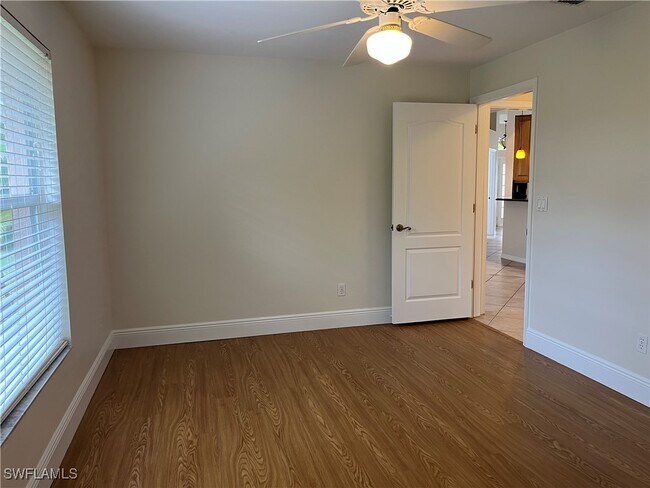 Building Photo - 385 Ashbury Way